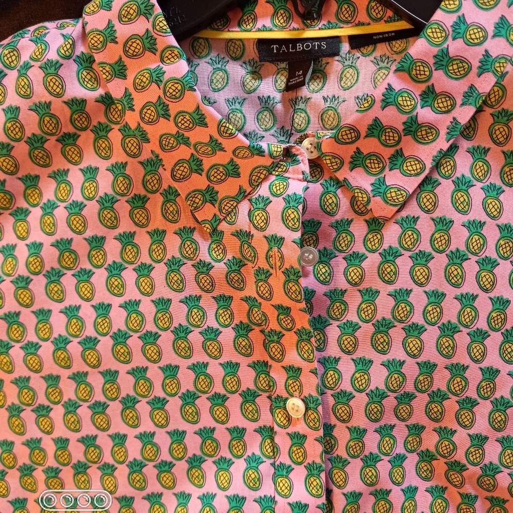 Talbot's Sleeveless Pineapple Shirt for Women - Picture 2 of 8